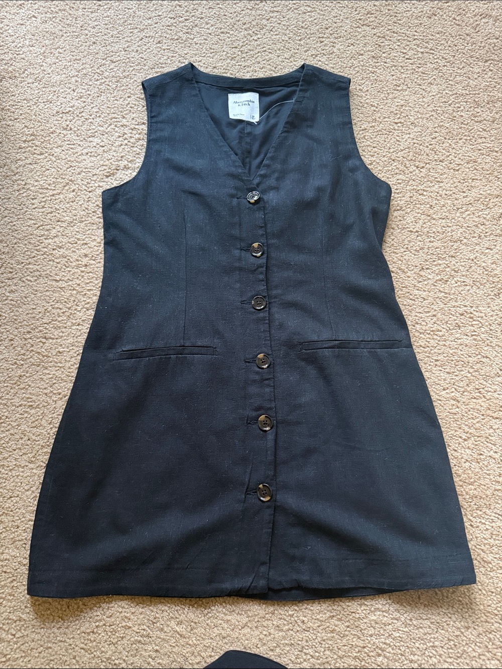 Abercrombie & Fitch Black Sleeveless Button-Front Shift Dress